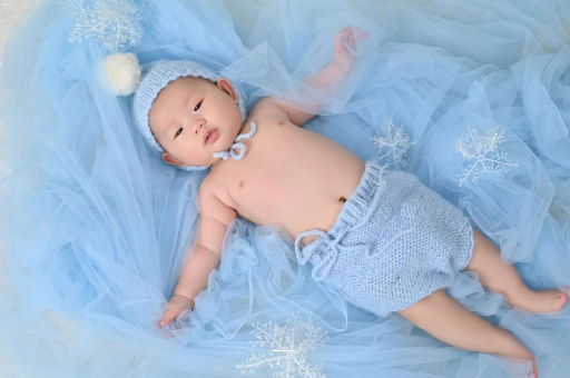 呼伦贝尔宝宝要不要穿袜子 呼伦贝尔宝宝要不要穿袜子